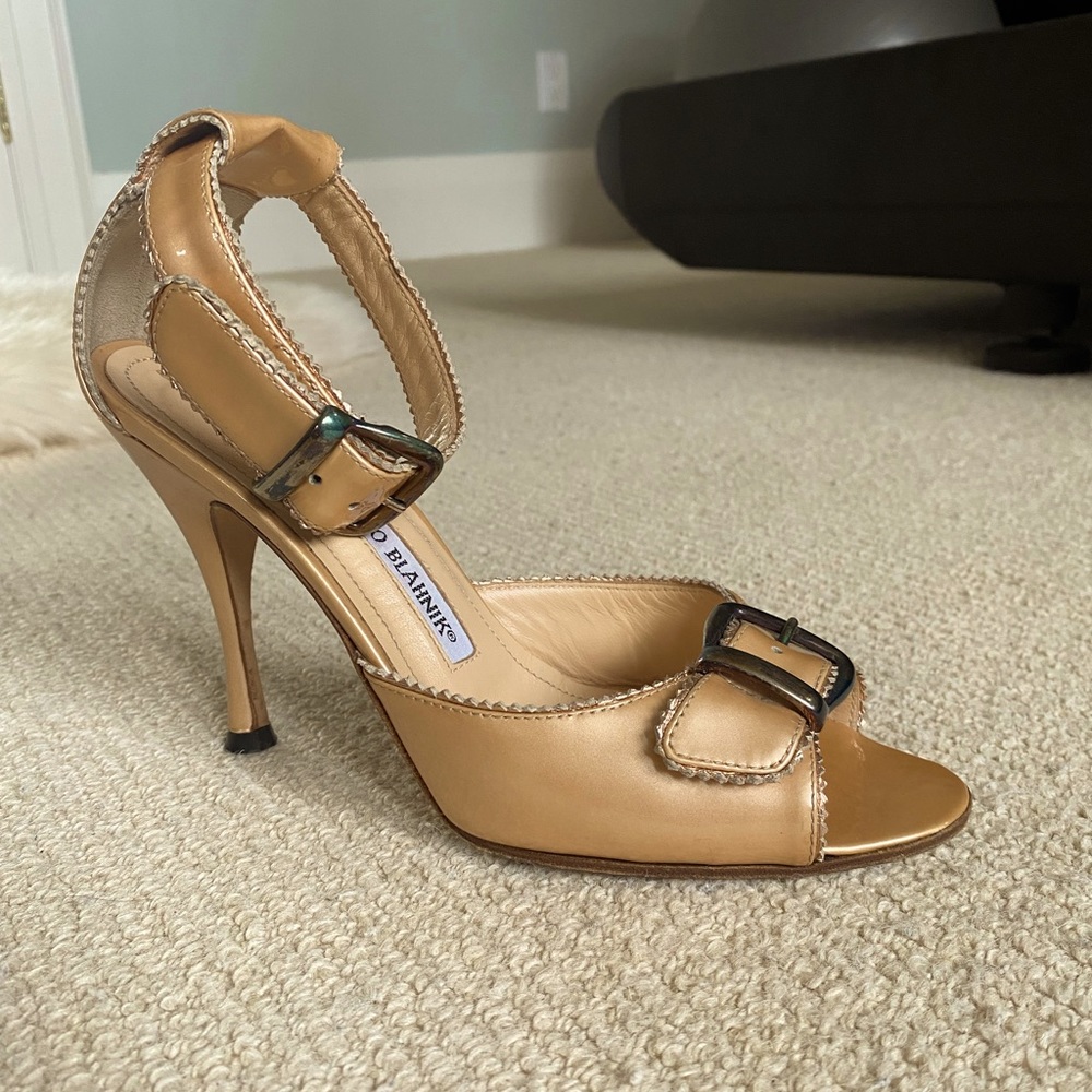 Manolo Blahnik sandals. Size 37 1/2.